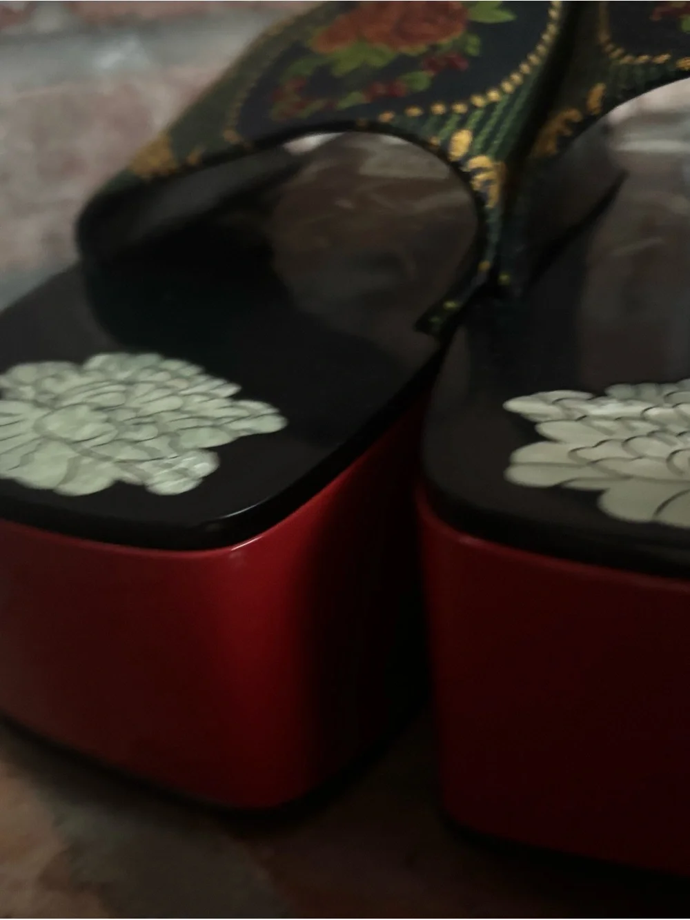 Gucci Mother of Pearl Jacquard Embroidered Floral Platform Sandal - Black & Red - Picture 9 of 12